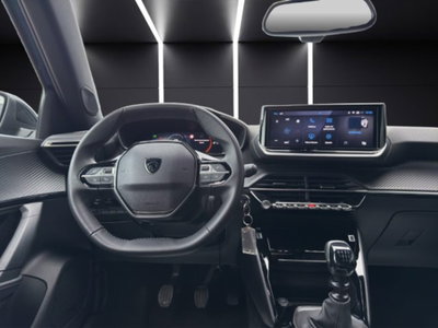 Peugeot 2008 PureTech 100 S&S Allure (13)