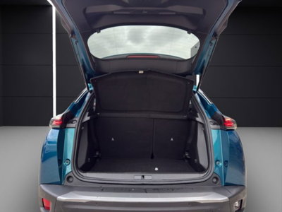 Peugeot 2008 PureTech 100 S&S Allure (19)