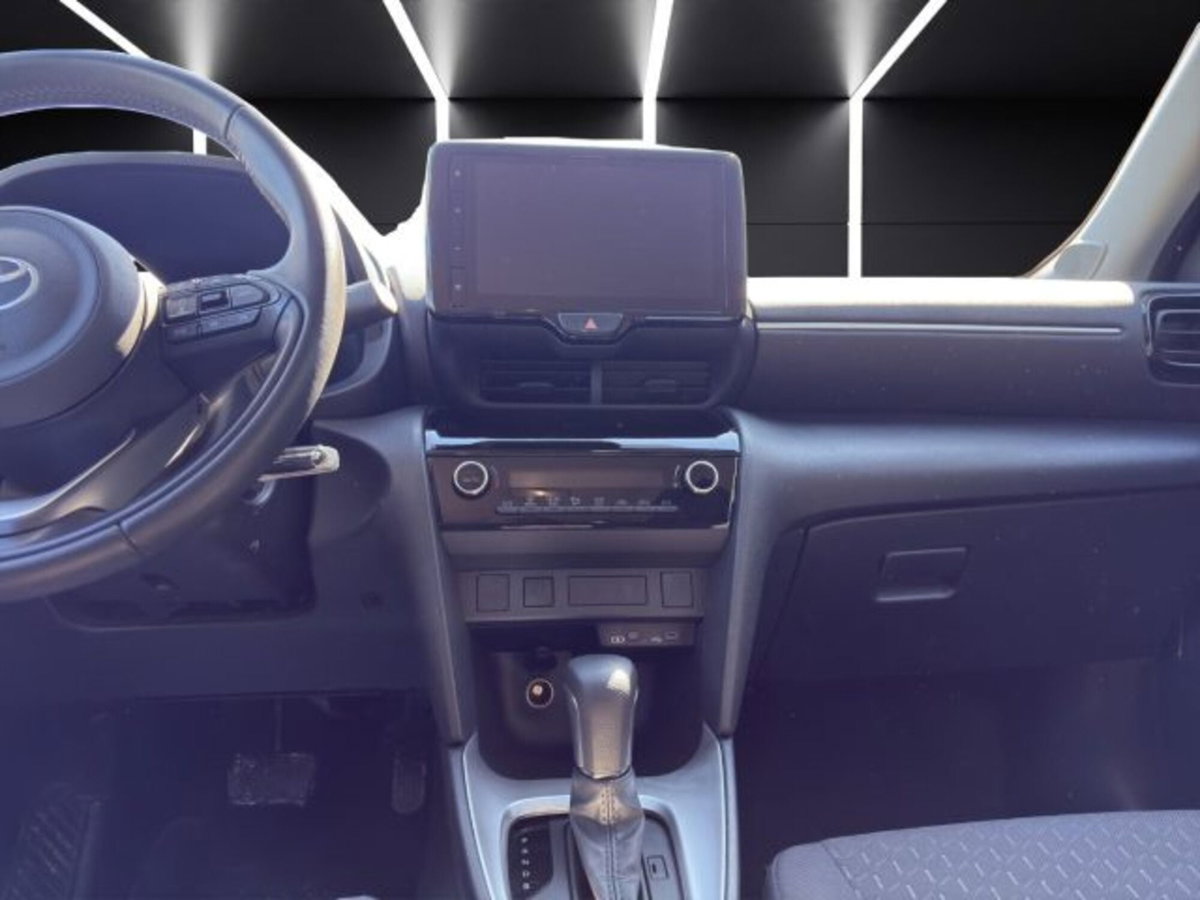 Toyota Yaris Cross 1.5 Hybrid 5p. E-CVT Active (15)
