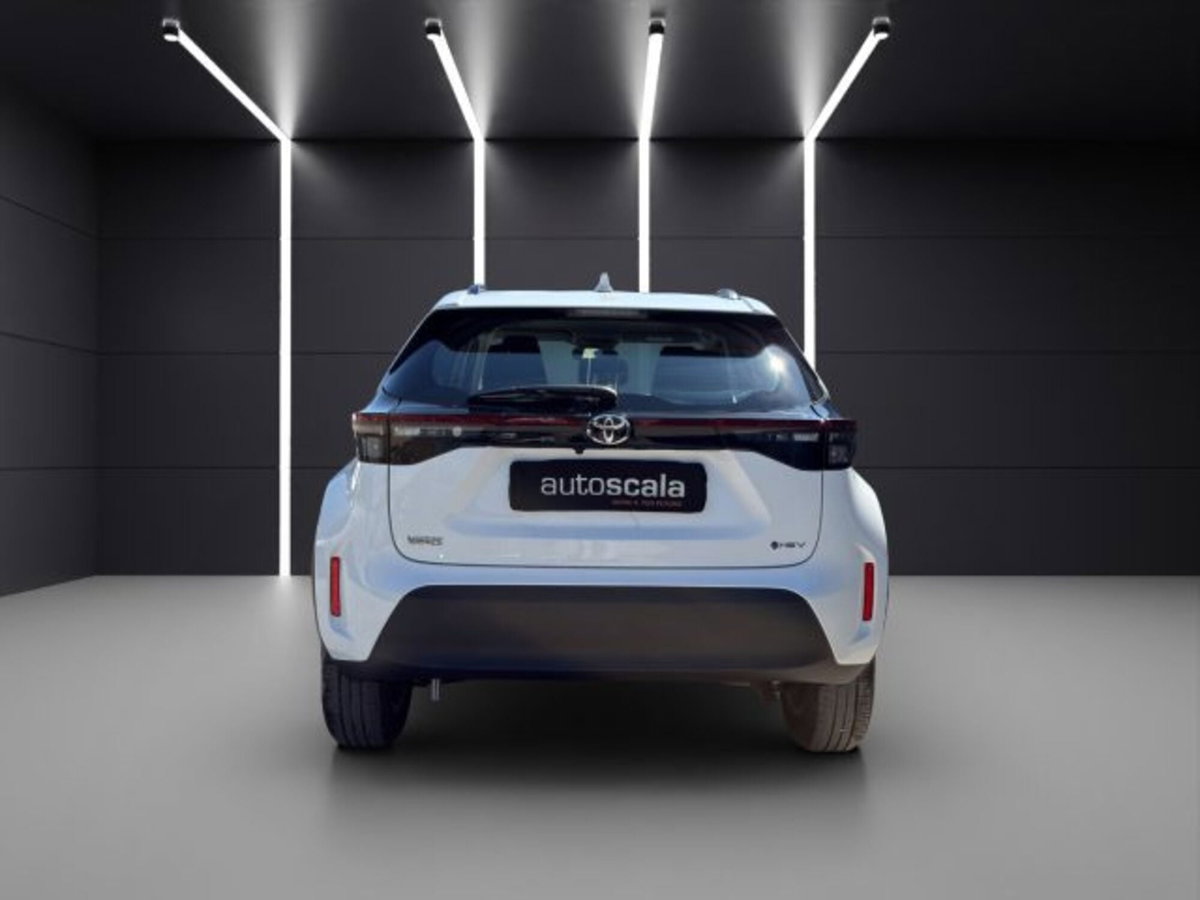 Toyota Yaris Cross 1.5 Hybrid 5p. E-CVT Active (4)