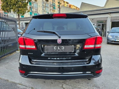 Fiat Freemont 2.0 Mjt 170 CV 4x4 Automatica Black Code (5)