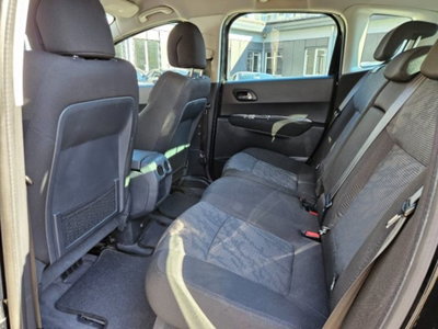 Peugeot 3008 1.6 HDi 112CV Tecno (8)