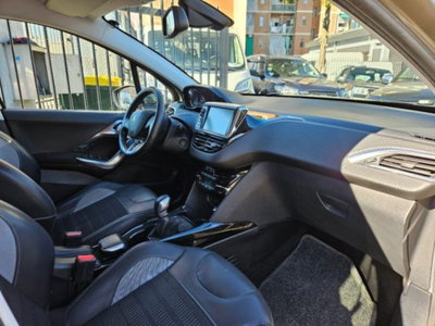 Peugeot 2008 100 Active (9)
