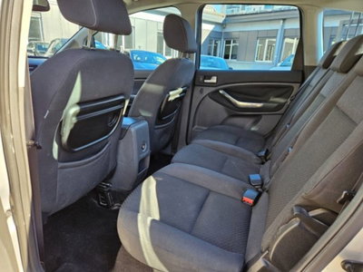 Ford C-Max 2.0 TDCi 136 CV Titanium DPF (8)