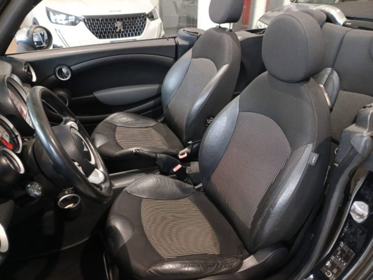 MINI Mini Cabrio 1.6 16V Cooper Cabrio (10)