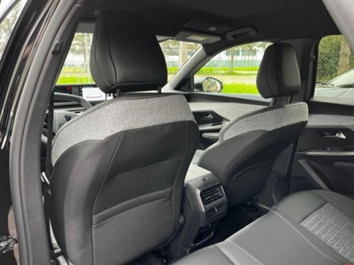 Peugeot 3008 1.2 hybrid Allure 145cv e-dcs6 (5)