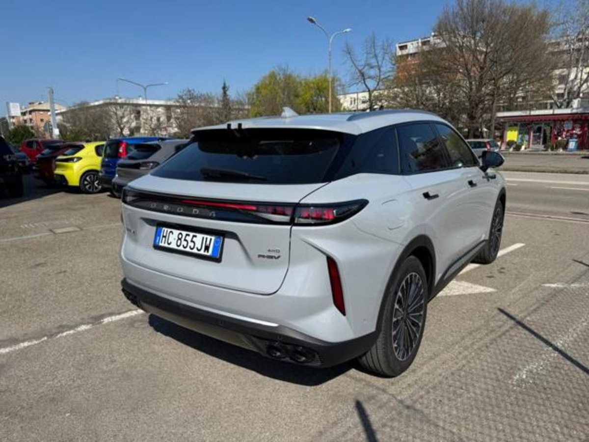 Omoda Omoda 9 SHS-P 1.5 tgdi phev Premium i-awd (4)