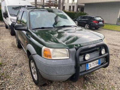 Land Rover Freelander 2.0 TD cat 3p. Hardback (8)