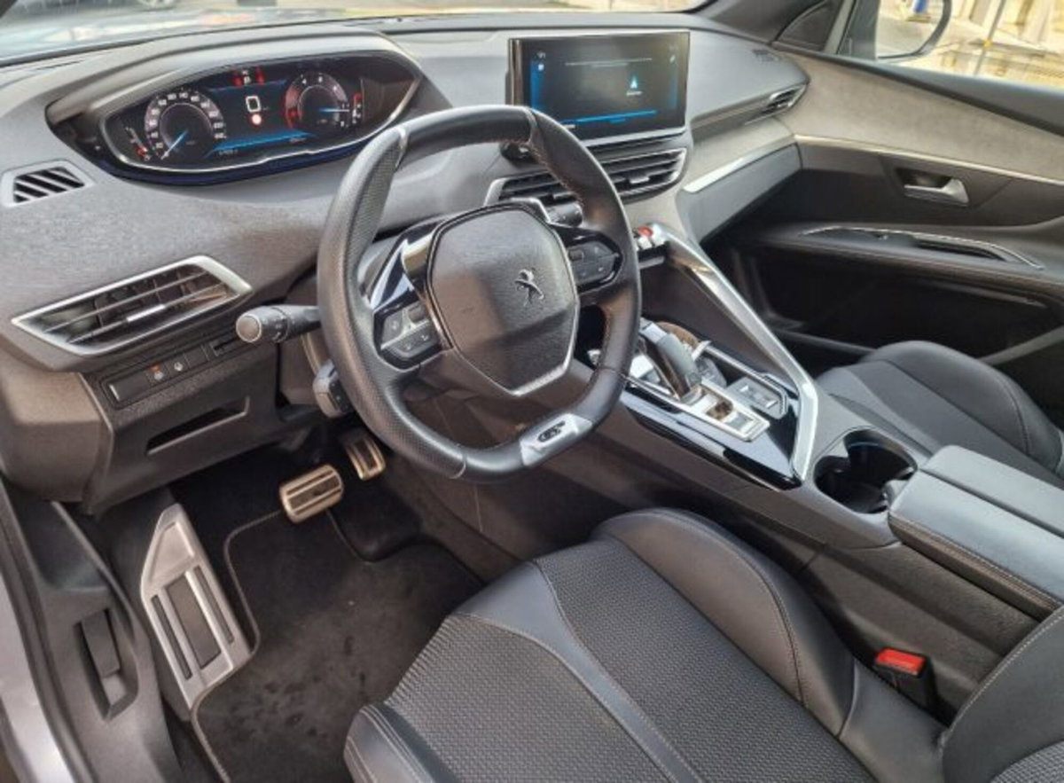 Peugeot 3008 BlueHDi 130 S&S EAT8 GT (8)