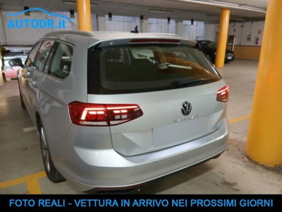 Volkswagen Passat Variant 2.0 TDI SCR 122 CV EVO DSG Business (3)