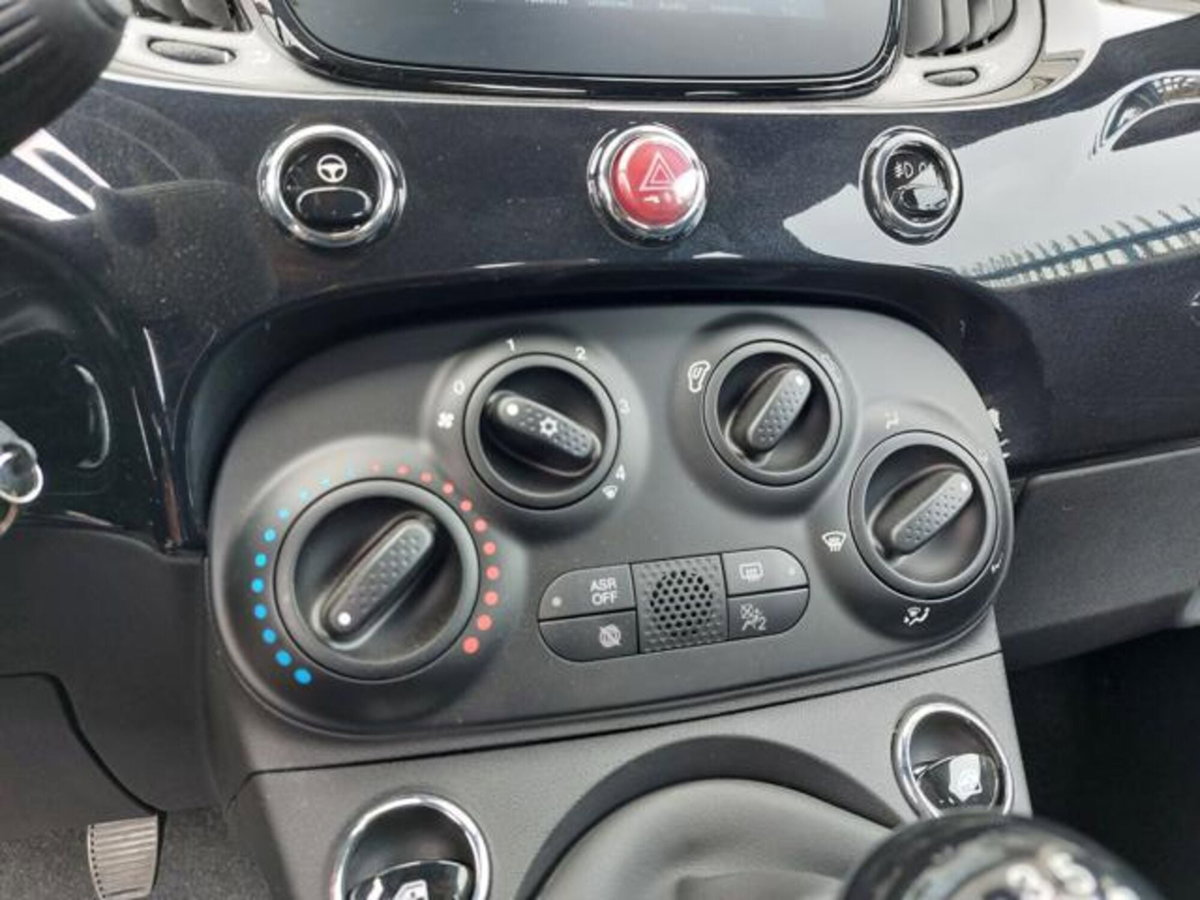 Fiat 500 1.0 Hybrid Red (12)