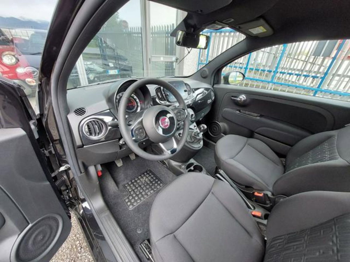 Fiat 500 1.0 Hybrid Red (7)