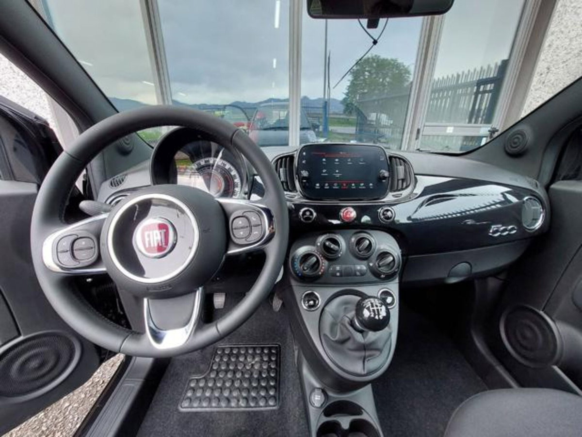 Fiat 500 1.0 Hybrid Red (9)
