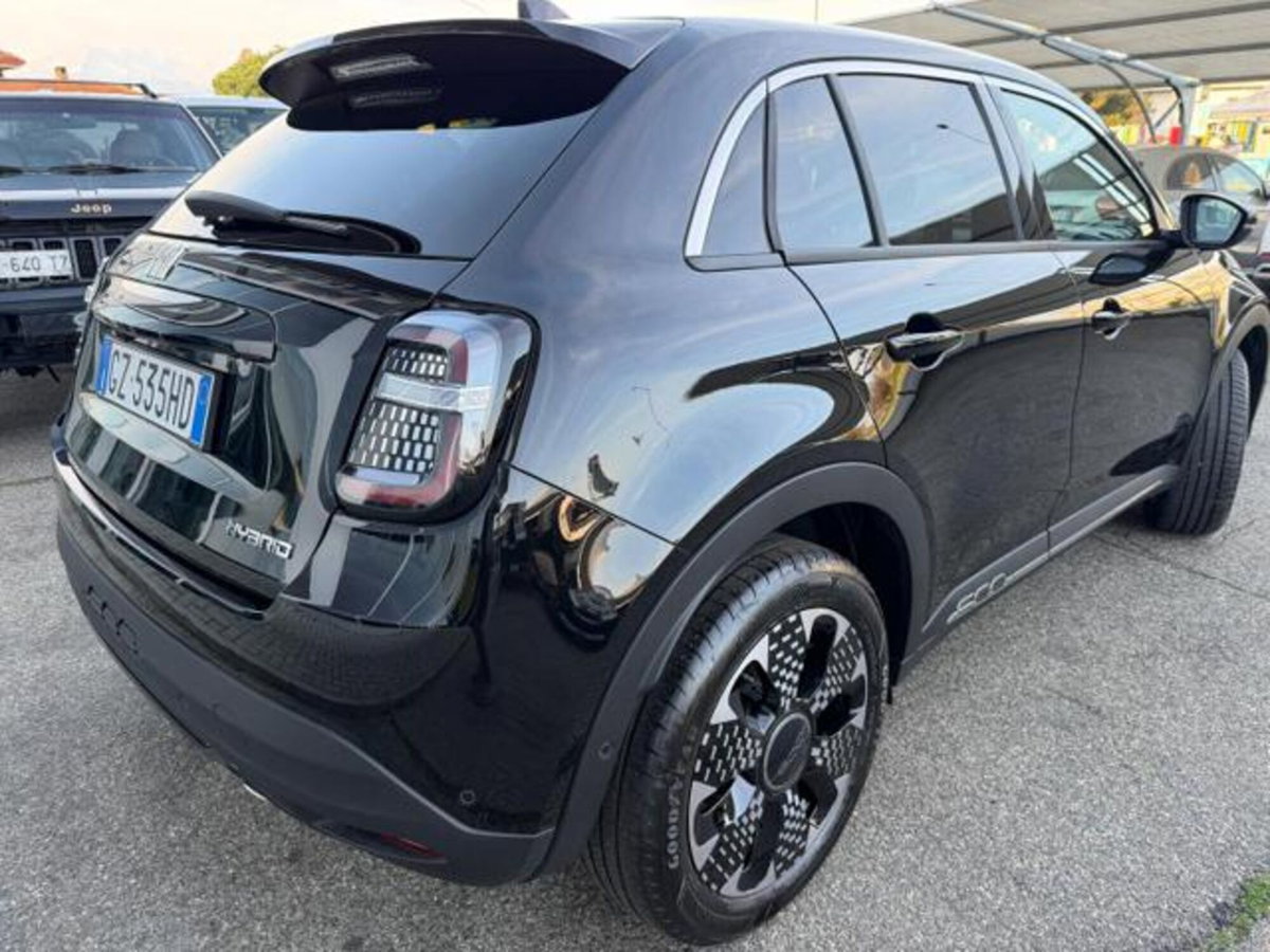 Fiat 600 1.2 hybrid La Prima 110cv auto (2)