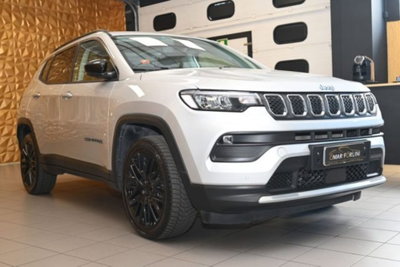 Jeep Compass 1.3 turbo t4 phev Altitude 4xe auto (2)