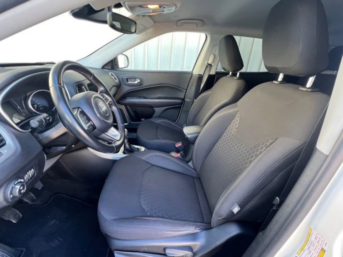 Jeep Compass 1.6 Multijet II 2WD Longitude (10)