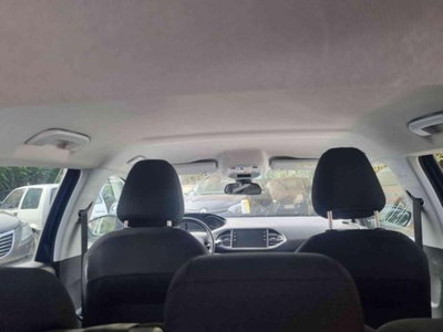 Peugeot 308 BlueHDi 100 S&S Business (16)