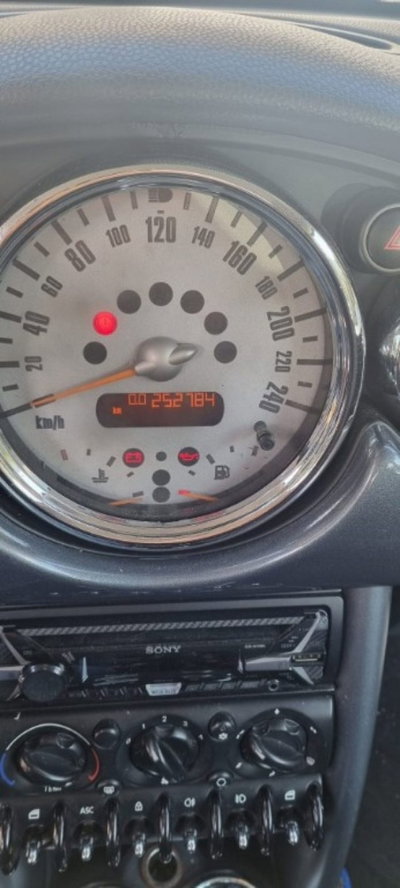 MINI Mini 1.4 tdi One D (11)