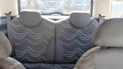MINI Mini 1.4 tdi One D (7)