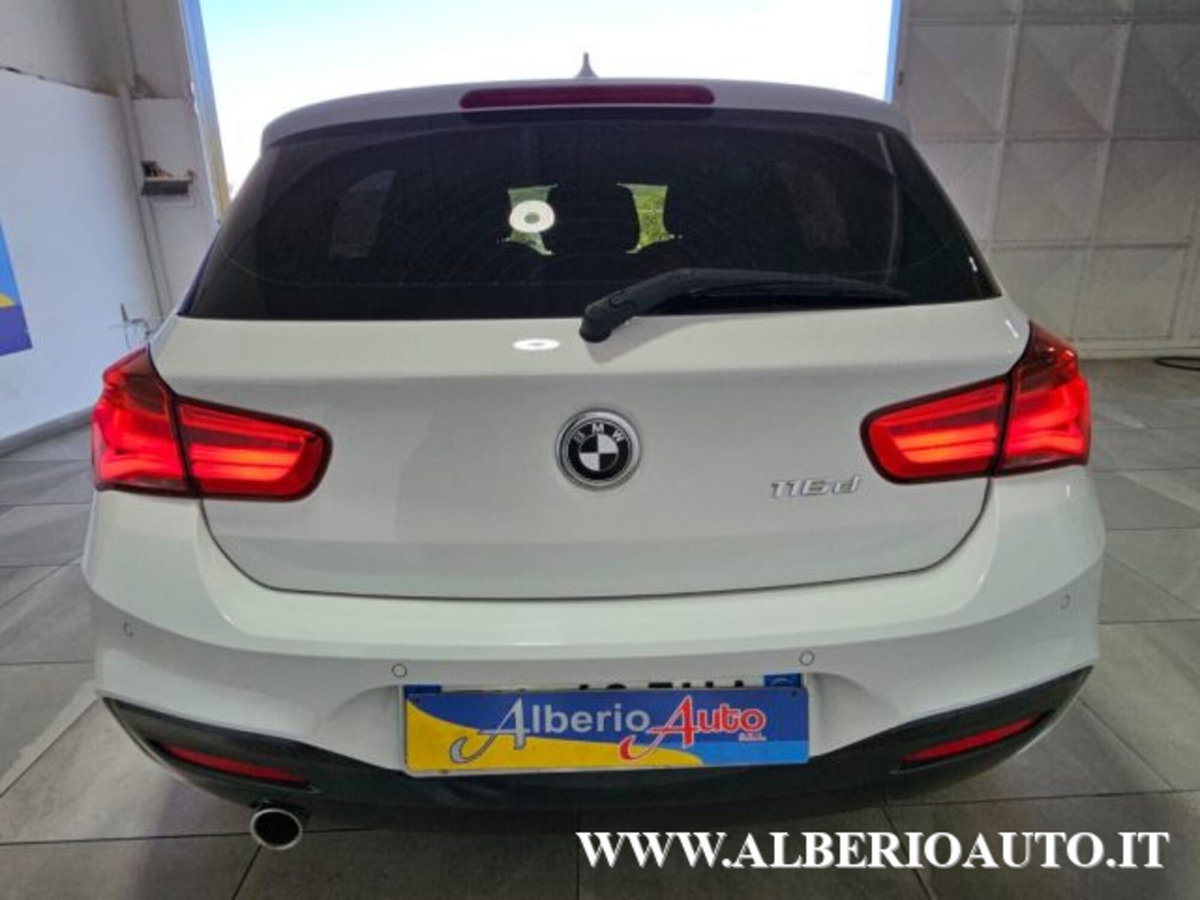 BMW Serie 1 116d 2.0 116CV cat 5 porte Attiva DPF (6)
