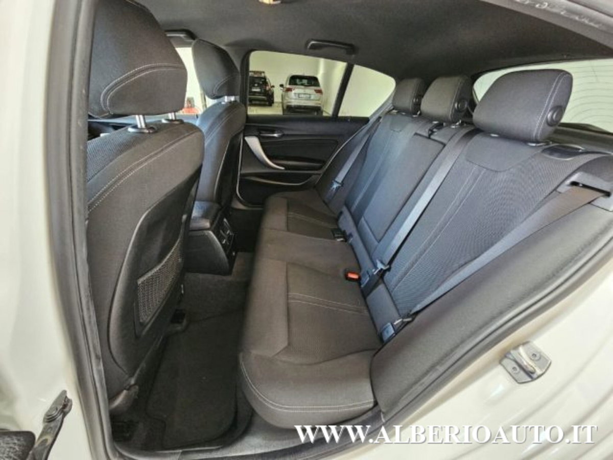 BMW Serie 1 116d 2.0 116CV cat 5 porte Attiva DPF (9)