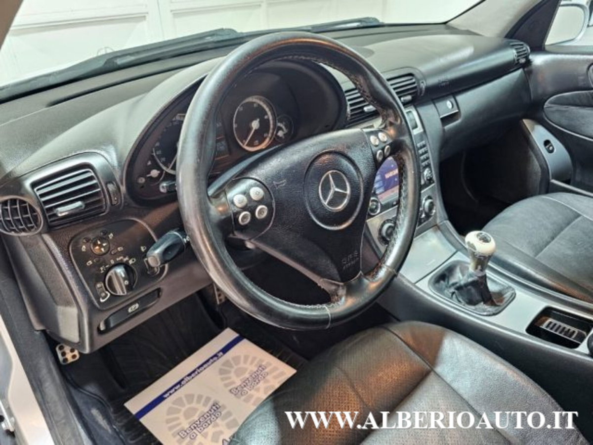 Mercedes-Benz Classe C 220 CDI cat Avantgarde Sport (16)