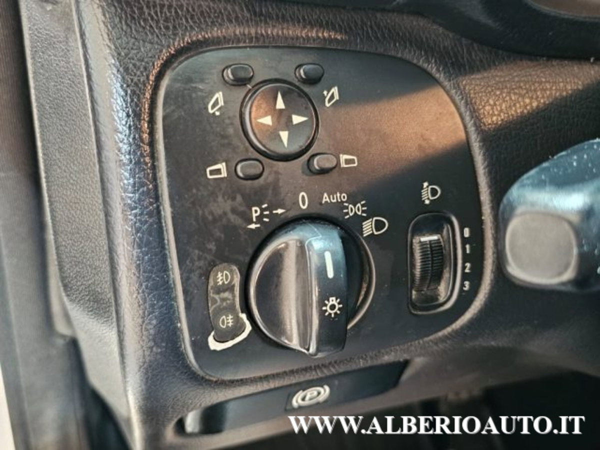 Mercedes-Benz Classe C 220 CDI cat Avantgarde Sport (19)
