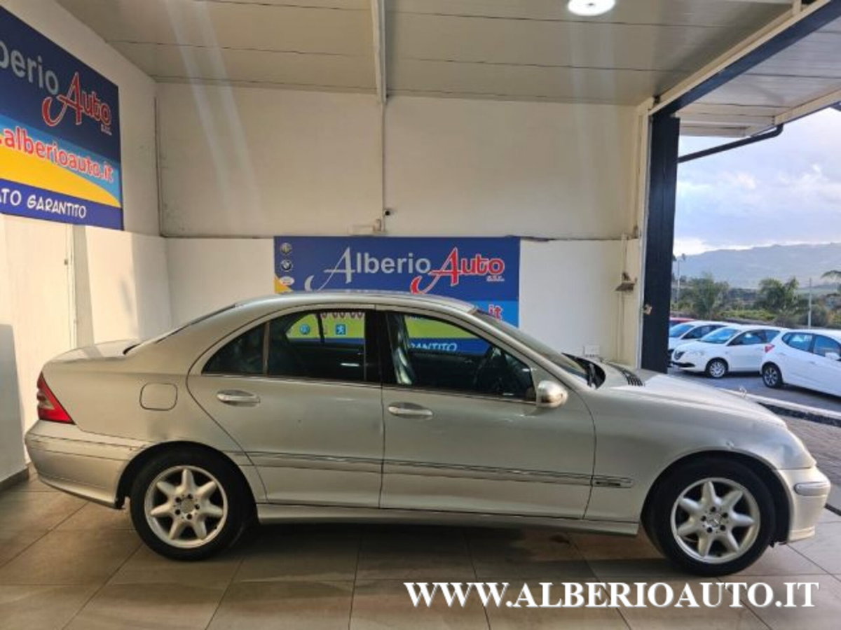 Mercedes-Benz Classe C 220 CDI cat Avantgarde Sport (6)