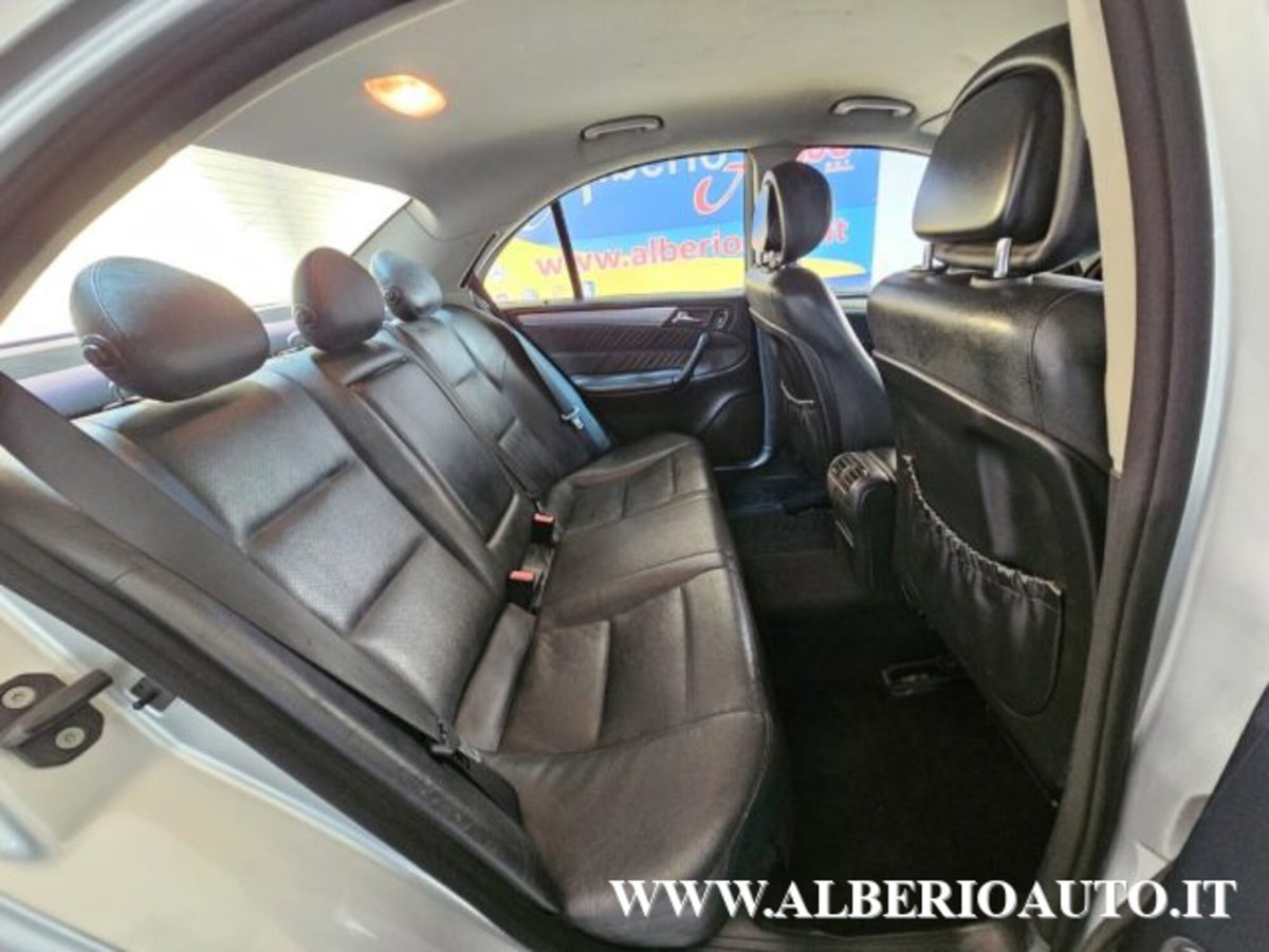 Mercedes-Benz Classe C 220 CDI cat Avantgarde Sport (9)