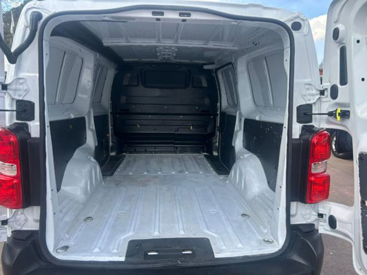 Fiat Scudo Furgone ce 1.5 bluehdi 100cv L3H1 (Business) (8)