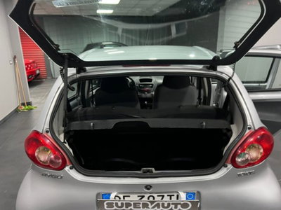 Toyota Aygo 1.0 12V VVT-i 5 porte Griffe (13)