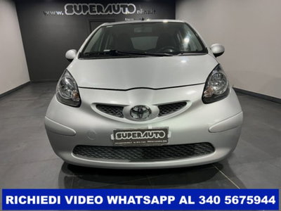 Toyota Aygo 1.0 12V VVT-i 5 porte Griffe (2)
