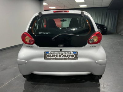 Toyota Aygo 1.0 12V VVT-i 5 porte Griffe (5)