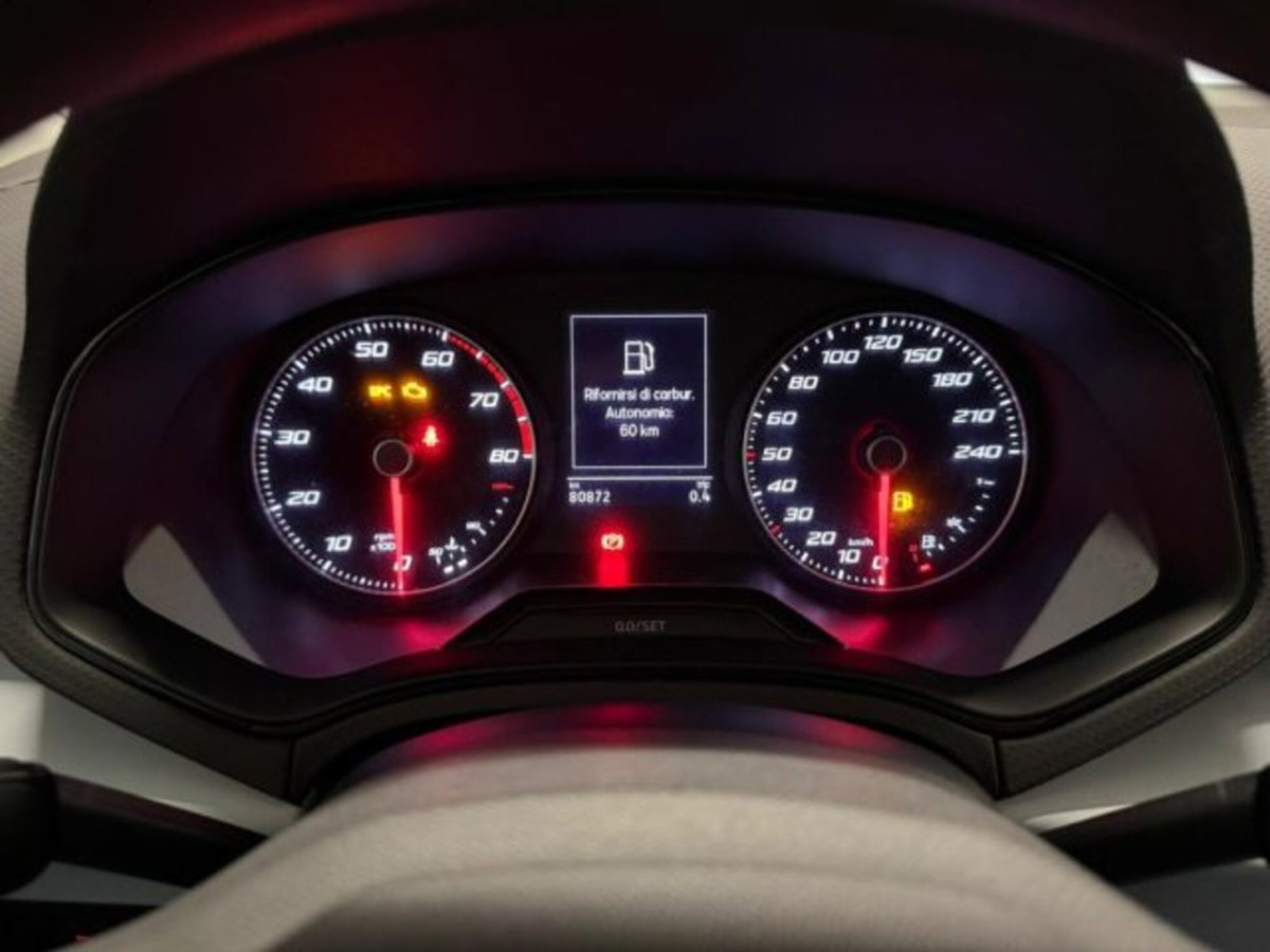 SEAT Arona 1.0 EcoTSI Reference (9)