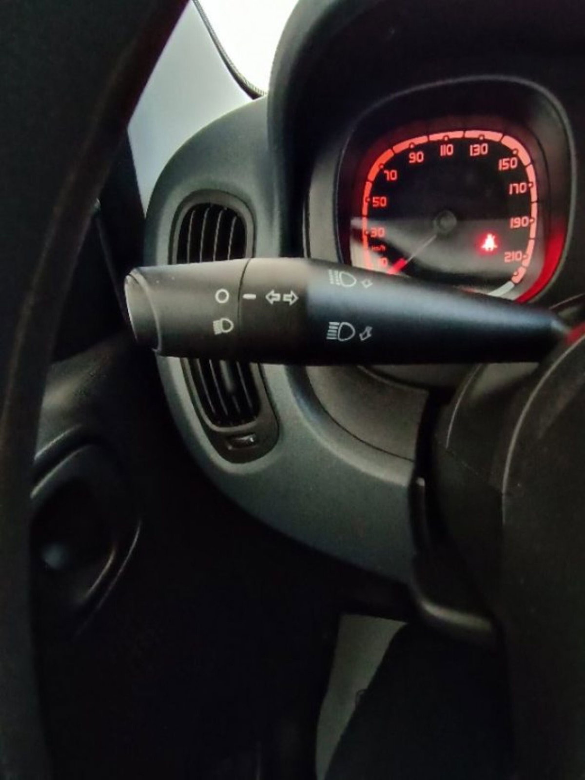 Fiat Panda 1.0 firefly hybrid s&s 70cv 5p.ti (18)
