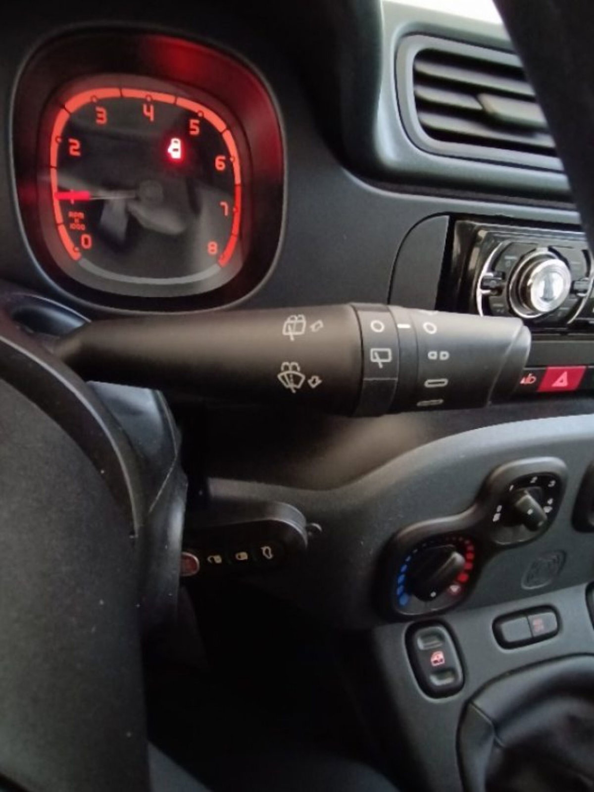 Fiat Panda 1.0 firefly hybrid s&s 70cv 5p.ti (19)