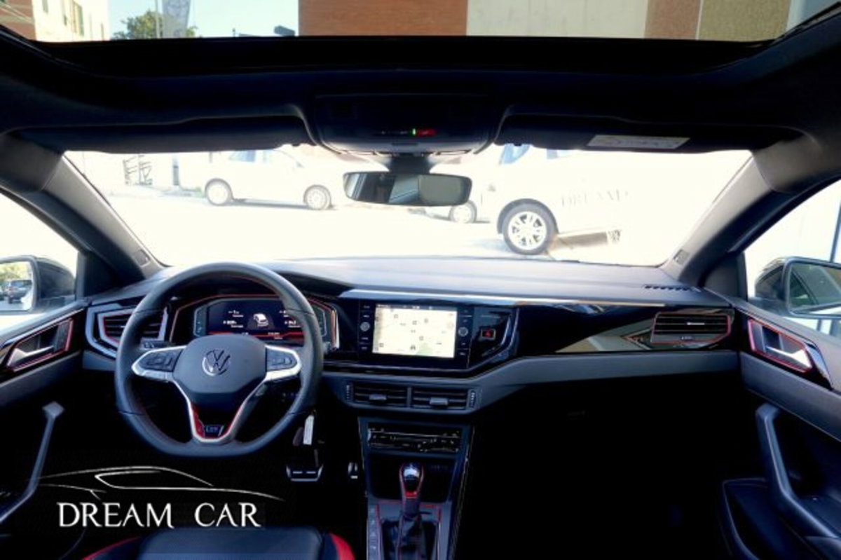 Volkswagen Polo 2.0 tsi GTI dsg (9)