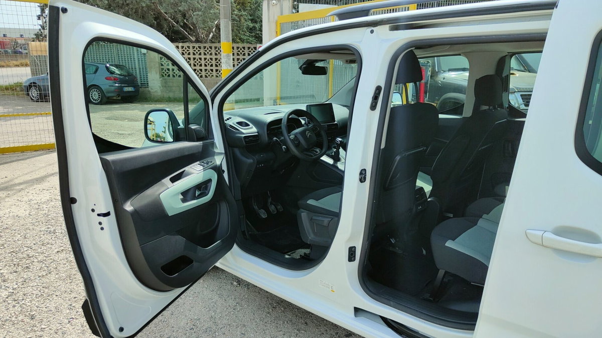 Citroen Berlingo BlueHDi 130 Stop&Start M Live (18)