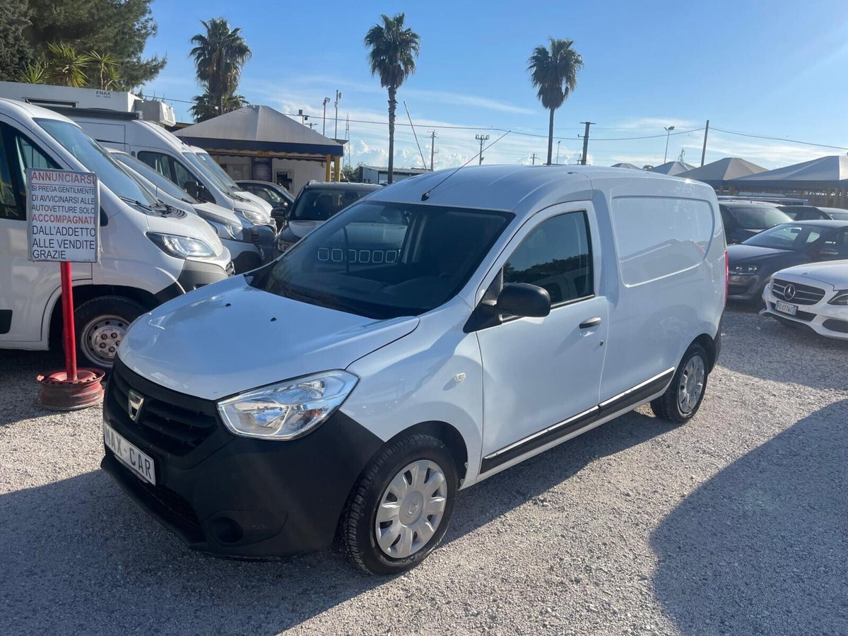 Dacia Dokker 1.5 dCi 8V 75CV Start&Stop Essential (2)