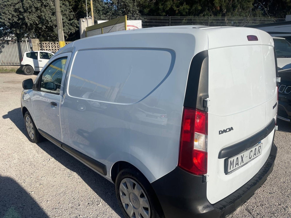 Dacia Dokker 1.5 dCi 8V 75CV Start&Stop Essential (5)