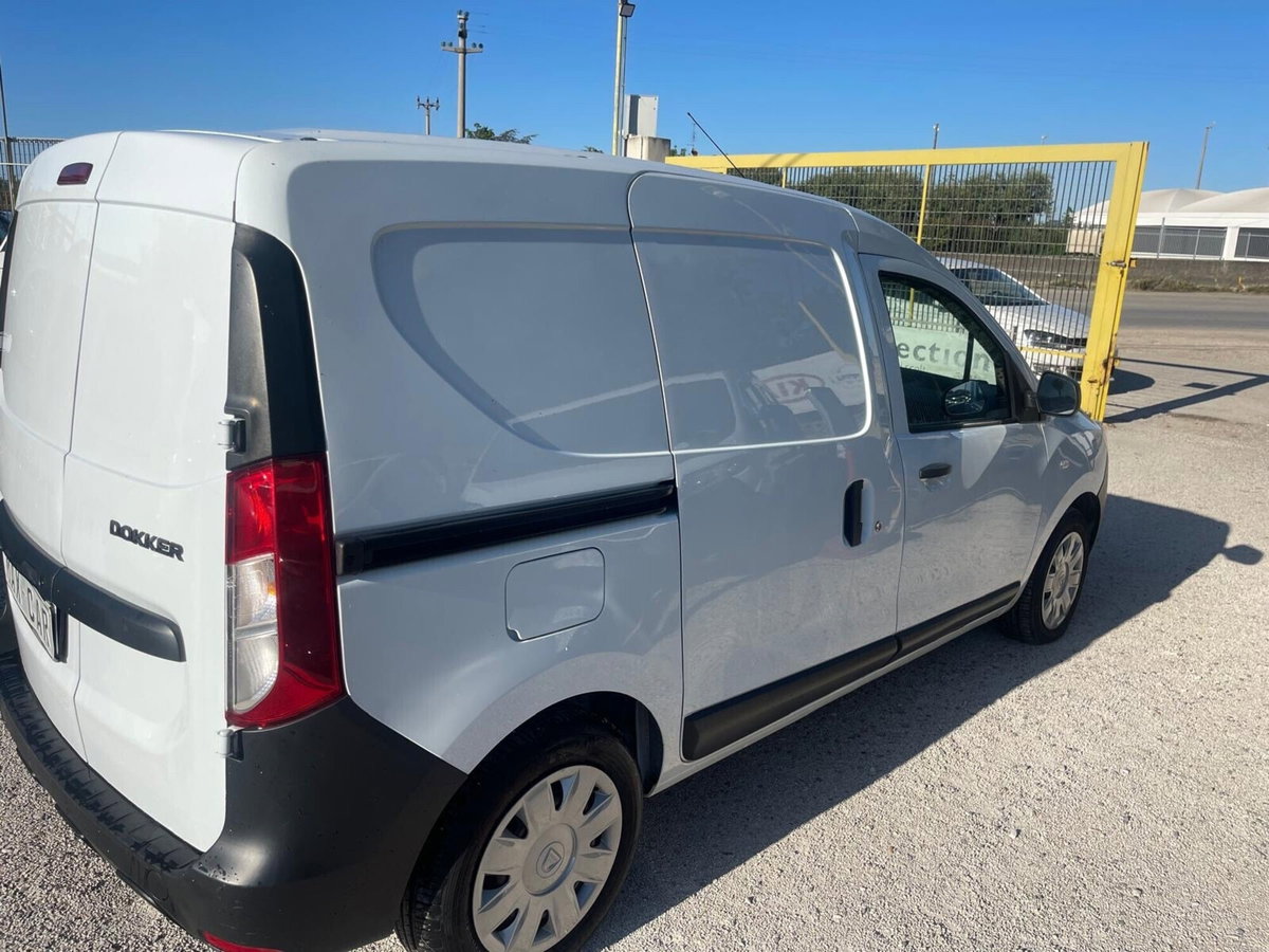 Dacia Dokker 1.5 dCi 8V 75CV Start&Stop Essential (6)