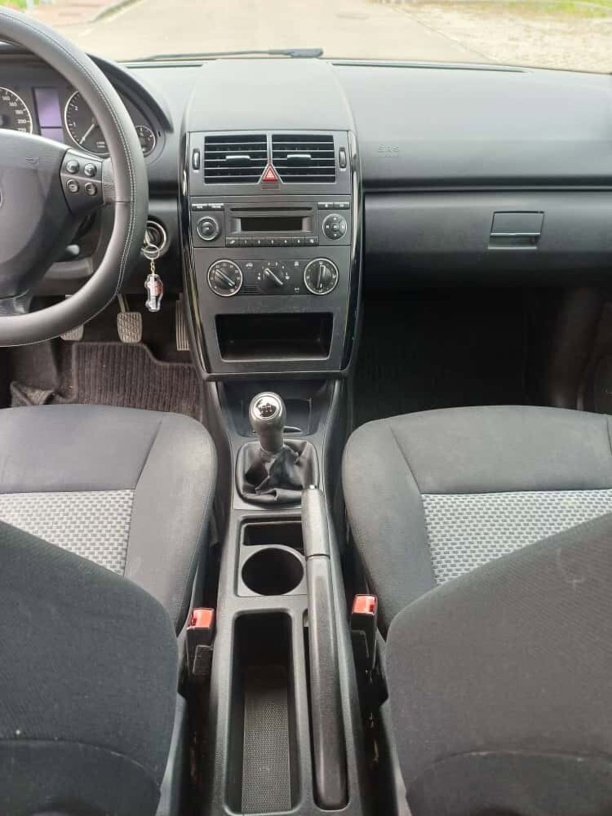 Mercedes-Benz Classe A 150 Avantgarde (17)