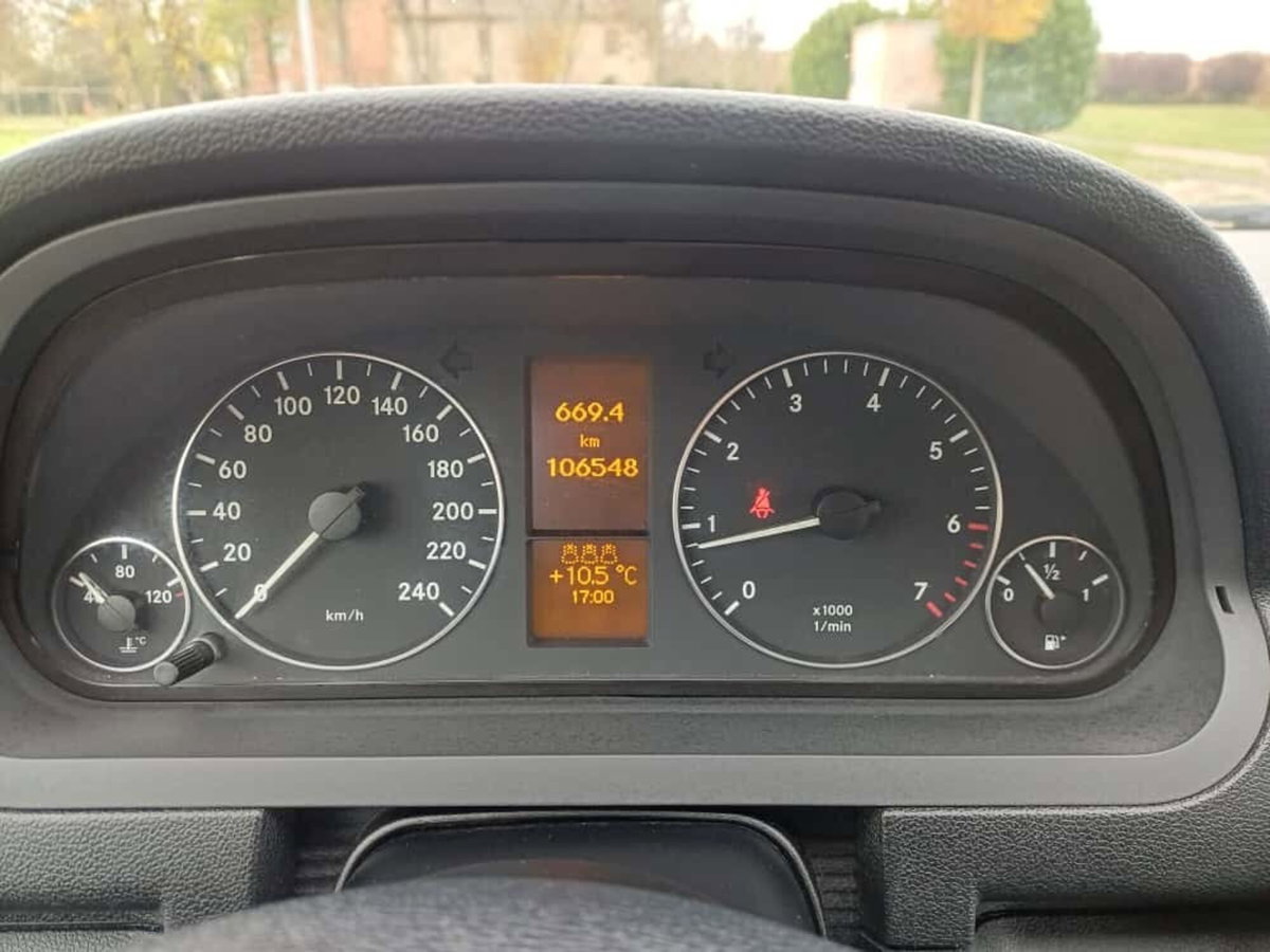 Mercedes-Benz Classe A 150 Avantgarde (8)