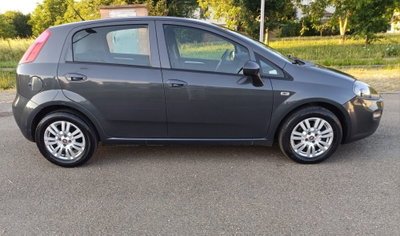 Fiat Punto 1.3 MJT II S&S 95 CV 5 porte Lounge (14)