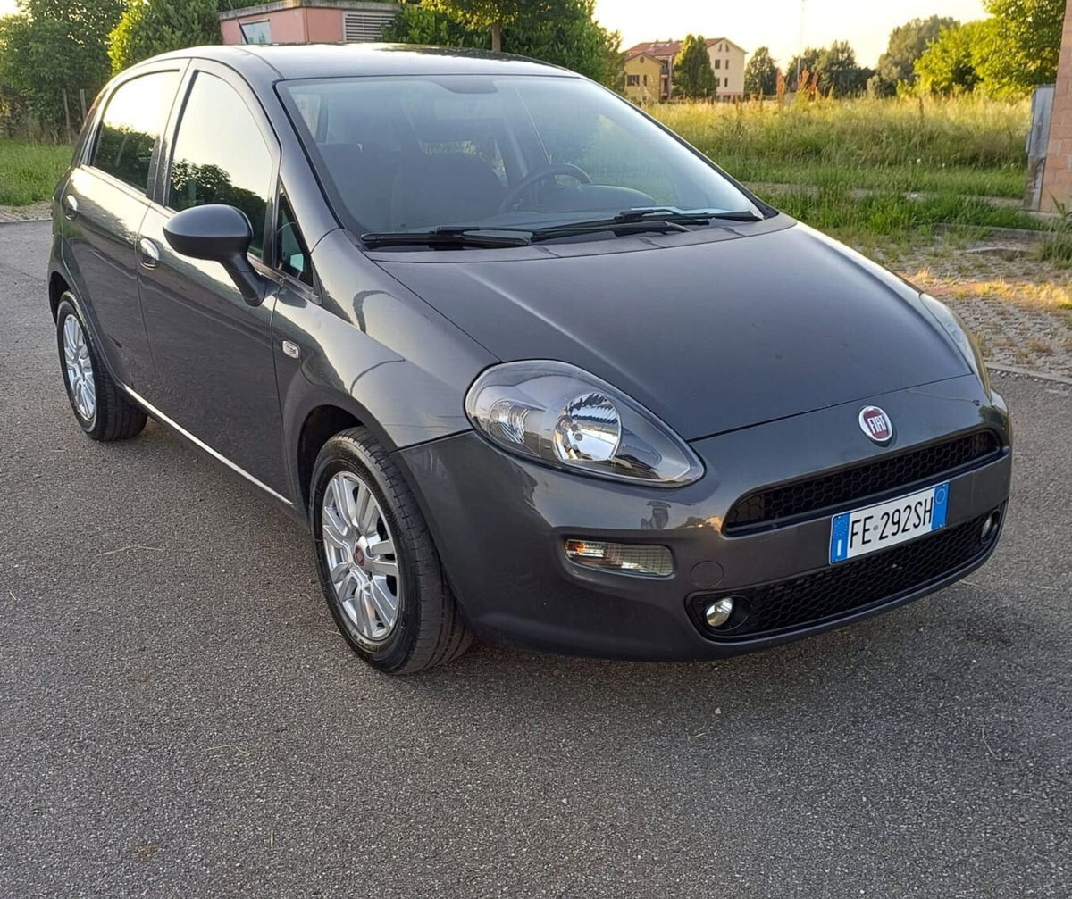 Fiat Punto 1.3 MJT II S&S 95 CV 5 porte Lounge (18)