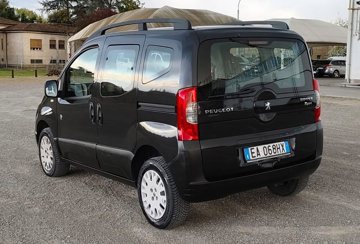 Peugeot Bipper 1.4 HDi 70CV Outdoor (14)