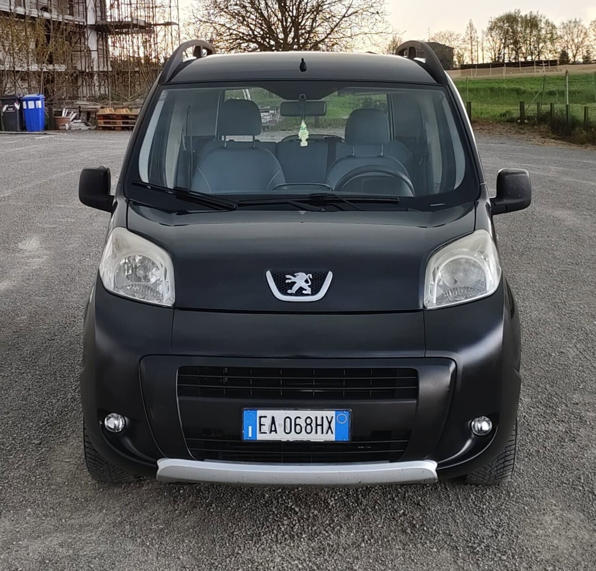 Peugeot Bipper 1.4 HDi 70CV Outdoor (3)
