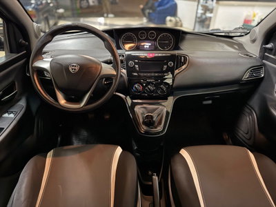 Lancia Ypsilon 1.2 69 CV 5 porte GPL Ecochic Gold (12)