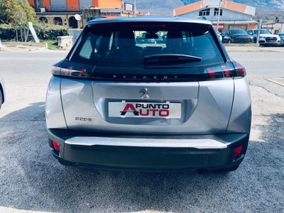 Peugeot 2008 BlueHDi 110 S&S Allure Pack (19)