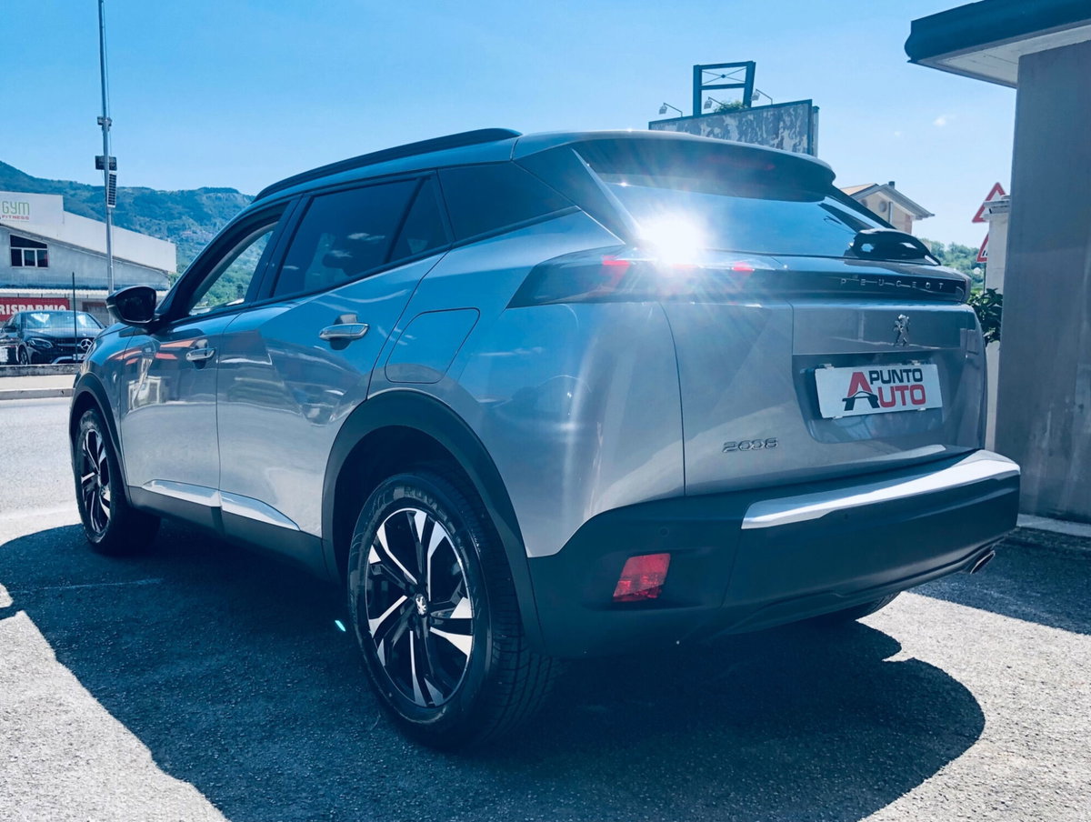 Peugeot 2008 BlueHDi 110 S&S Allure Pack (9)